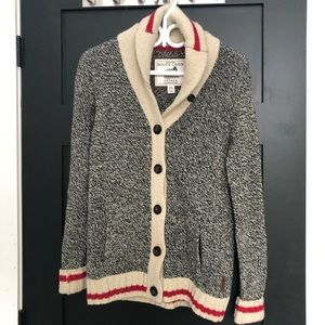 Roots Cabin sweater
